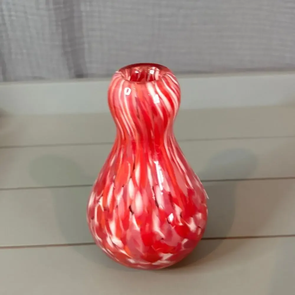Vtg. Art Glass Bud Vase Red /White Blown Glass